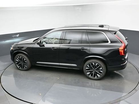 New 2026 Volvo XC90 T8 Plus w/ Protection Package Premier image 48