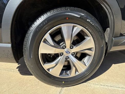 Certified 2023 Subaru Ascent Premium w/ Convenience Package image 23