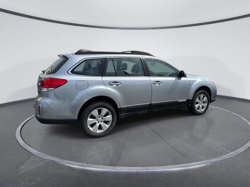 Used 2012 Subaru Outback 2.5i w/ Alloy Wheel Pkg image 4