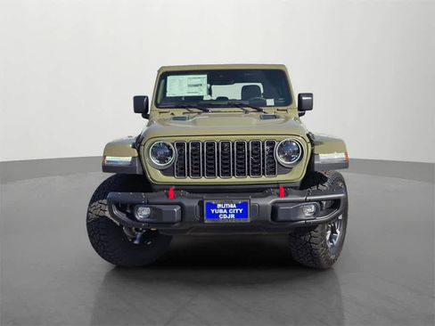 New 2025 Jeep Gladiator Rubicon image 2