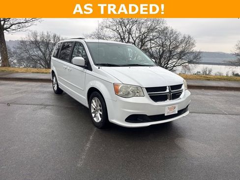 Used 2013 Dodge Grand Caravan SXT w/ UConnect Hands-Free Group image 1