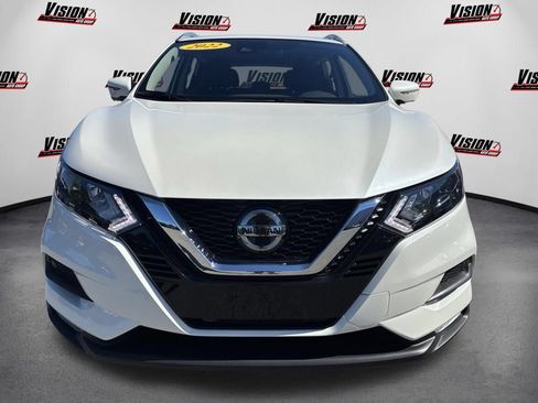 Used 2022 Nissan Rogue Sport SV w/ Technology Package AWD/4WD image 2