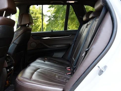 Used 2018 BMW X5 xDrive40e AWD/4WD image 15