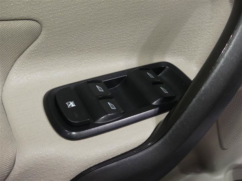 Used 2019 Ford Fiesta SE FWD image 18