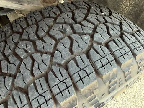 Used 2023 Chevrolet Silverado 1500 RST RWD image 30