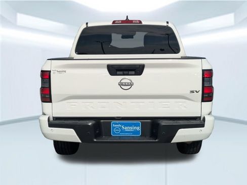 Used 2024 Nissan Frontier SV w/ Technology Package RWD image 5