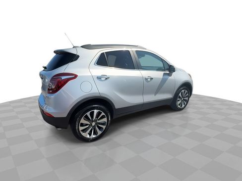 Certified 2022 Buick Encore Preferred AWD/4WD image 9