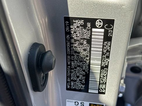 Used 2020 Toyota Corolla LE w/ LE Convenience Package FWD image 26