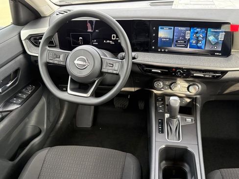 New 2026 Nissan Kicks S FWD image 9