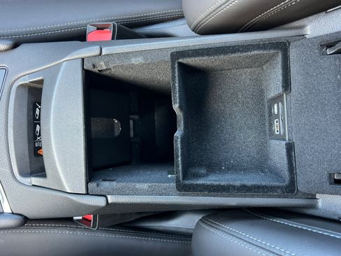 Used 2022 Cadillac XT5 Sportv w/ LPO, ONYX Package image 31