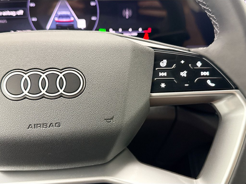 Used 2025 Audi Q5 Prestige AWD/4WD image 13