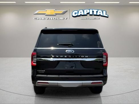 Used 2024 Ford Expedition Limited RWD image 4