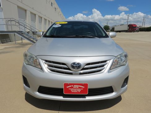 Used 2013 Toyota Corolla LE FWD image 7