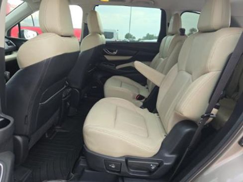Used 2020 Subaru Ascent Limited w/ Technology Package AWD/4WD image 7