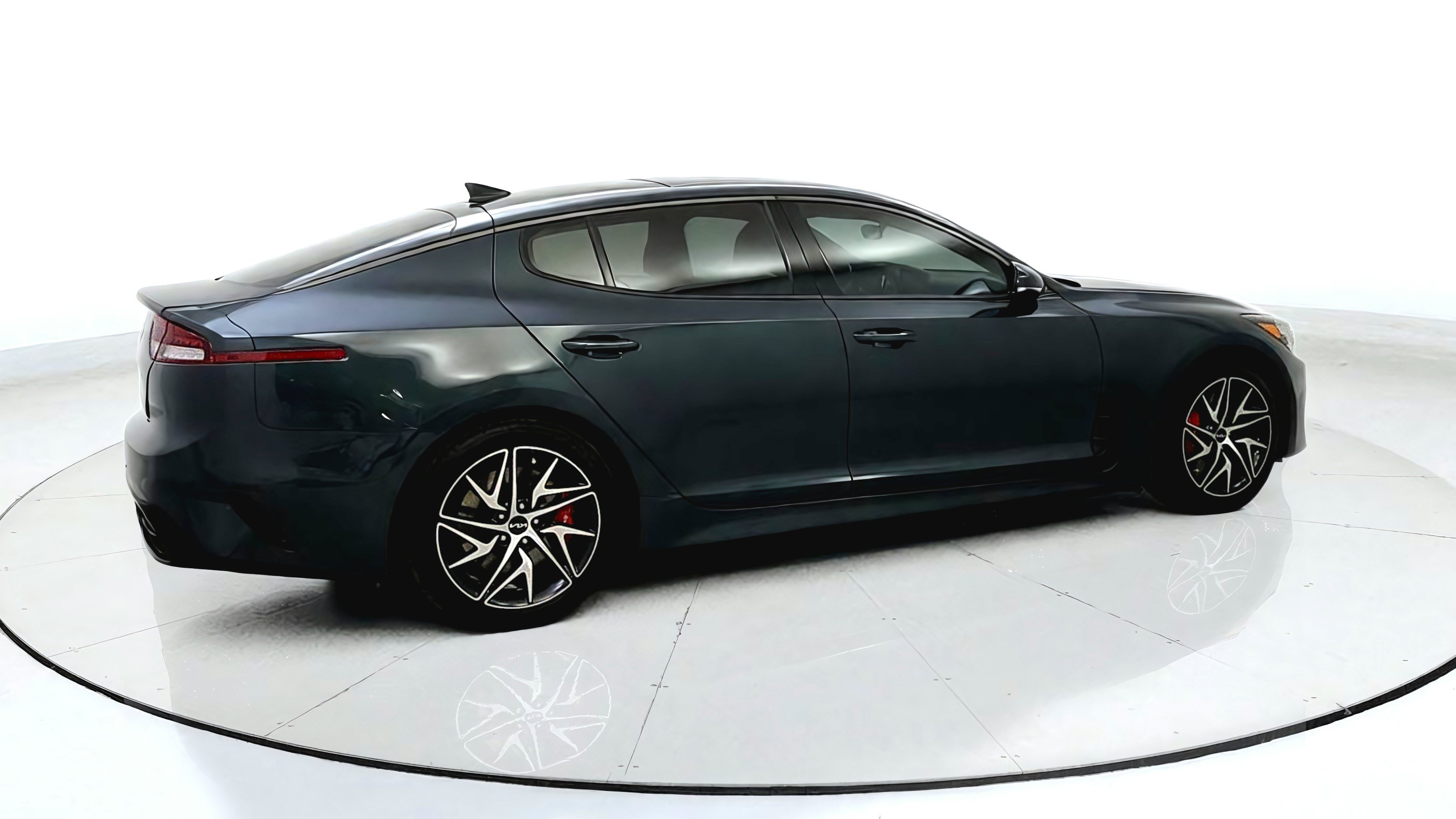 Used 2023 Kia Stinger GT-Line w/ Sun & Sound Package AWD/4WD image 7