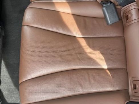 Used 2023 Acura MDX SH-AWD w/ Advance Package image 22