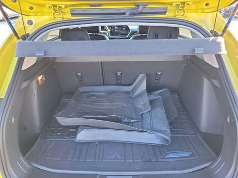 Used 2024 Chevrolet Trax ACTIV w/ Driver Confidence Package image 10