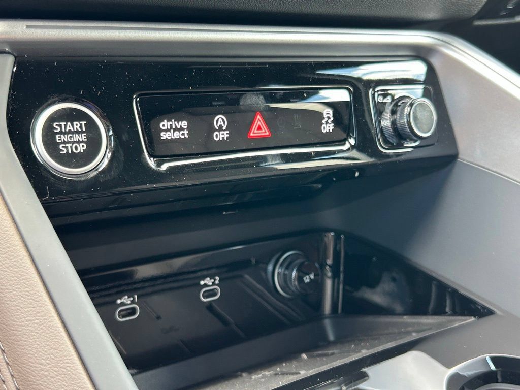 New 2026 Audi Q5 Premium Plus AWD/4WD image 33