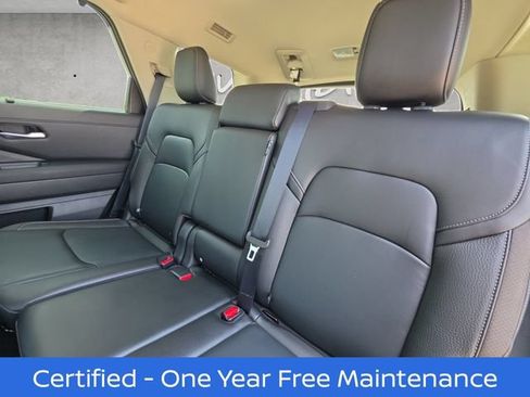 Certified 2025 Nissan Pathfinder SL FWD image 22