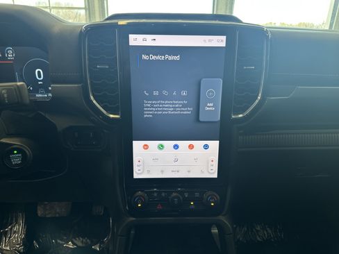 Used 2024 Ford Ranger Lariat w/ FX4 Off-Road Package image 3