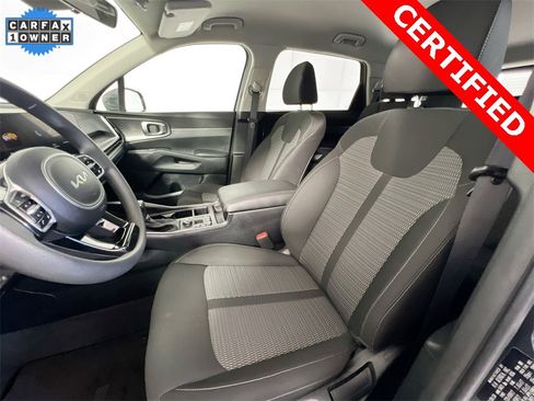 Certified 2024 Kia Sorento LX image 20