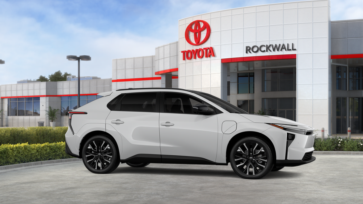 New 2027 Toyota bZ FWD image 37