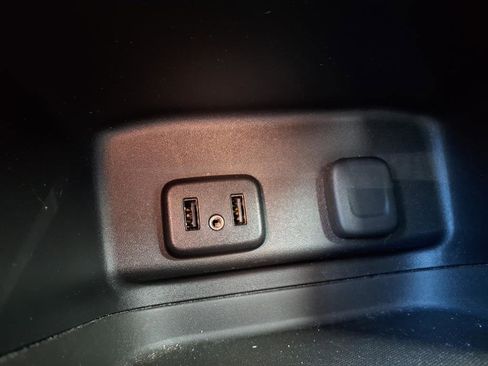 Used 2018 Chevrolet Equinox LT w/ Sun & Infotainment Package image 43