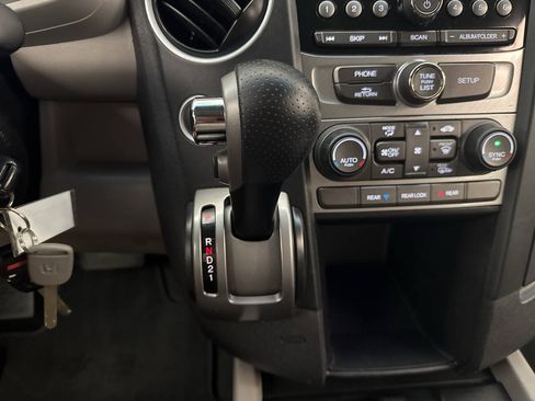 Used 2012 Honda Pilot EX image 16