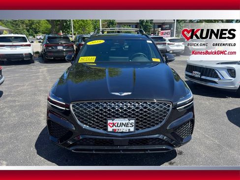 Used 2025 Genesis GV70 3.5T Sport AWD/4WD image 10