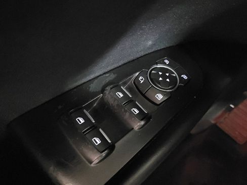 Used 2017 Lincoln MKX Reserve w/ Lincoln MKX Climate Package FWD image 27
