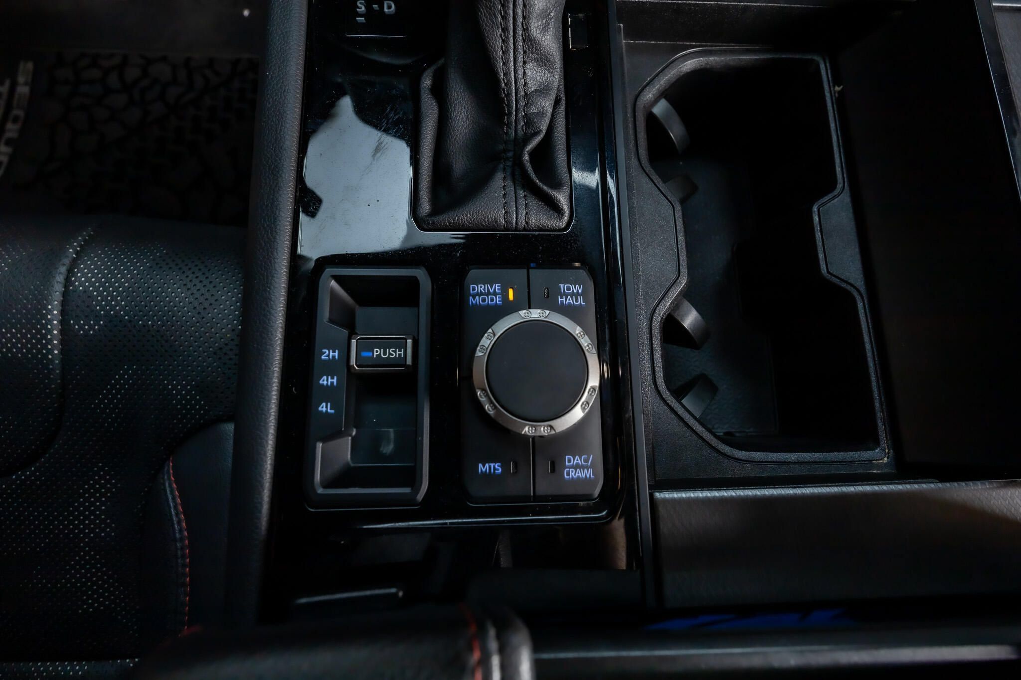 Used 2024 Toyota Sequoia TRD Pro AWD/4WD image 24
