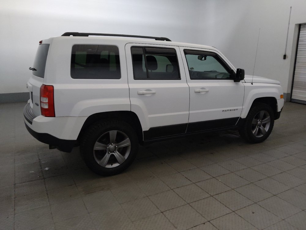 Used 2015 Jeep Patriot High Altitude AWD/4WD image 10