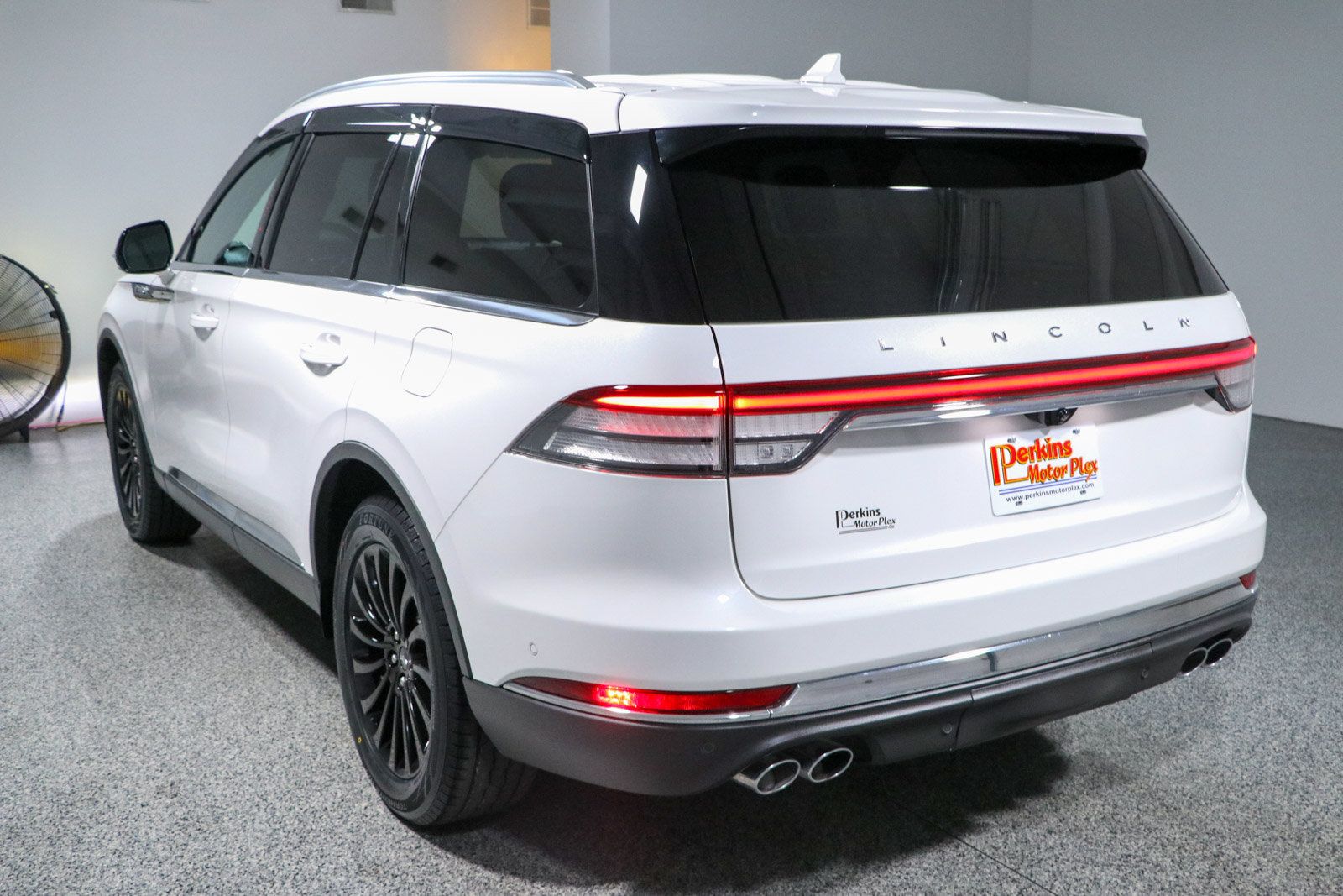 Used 2021 Lincoln Aviator Reserve w/ Equipment Group 201A AWD/4WD image 9