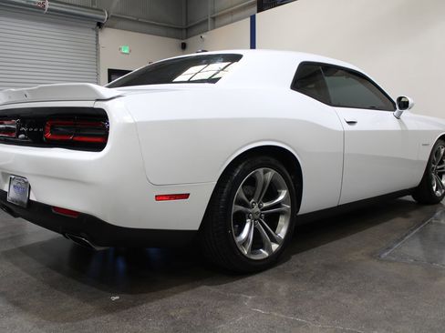 Used 2020 Dodge Challenger R/T RWD image 13