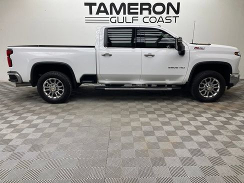 Used 2025 Chevrolet Silverado 2500 LTZ w/ LTZ Premium Package AWD/4WD image 4