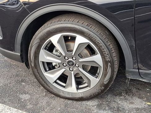 Used 2024 Ford Escape Platinum image 28