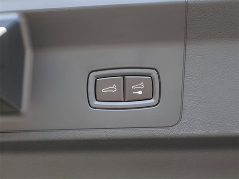 New 2025 Porsche Panamera image 18