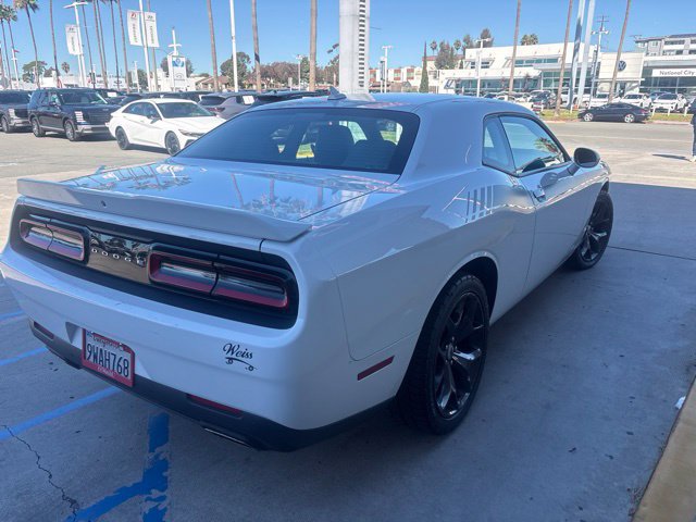 Used 2019 Dodge Challenger SXT w/ Plus Package RWD image 5