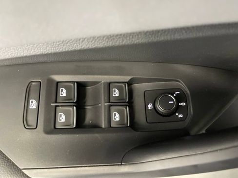 New 2026 Volkswagen Jetta SE FWD image 27