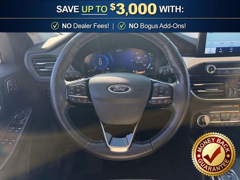 Used 2022 Ford Escape Titanium w/ Titanium Elite Package image 18