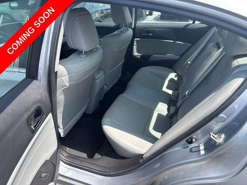 Used 2017 Acura ILX FWD image 12