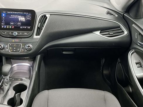 Used 2024 Chevrolet Malibu LT FWD image 24
