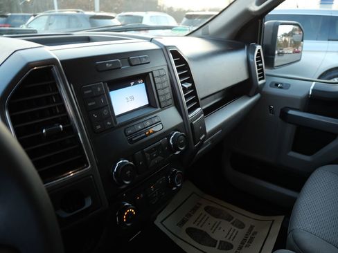 Used 2018 Ford F150 XLT image 12