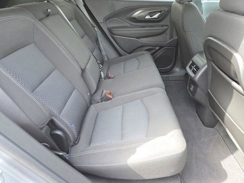 Used 2023 GMC Terrain SLE w/ Driver Convenience Package FWD image 24