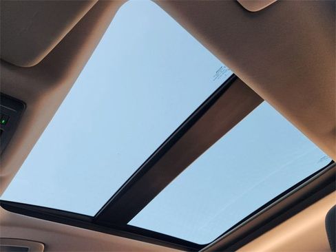 Used 2021 Nissan Rogue Platinum image 20