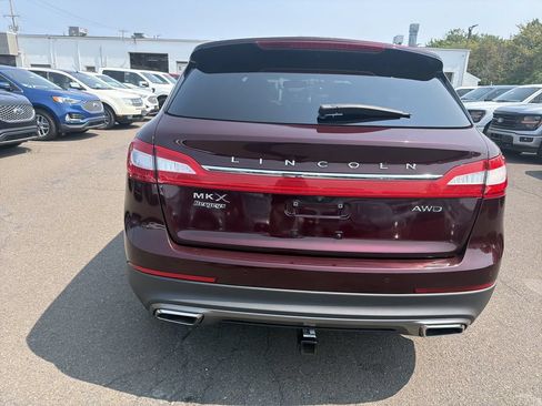 Used 2017 Lincoln MKX Reserve w/ Lincoln MKX Climate Package AWD/4WD image 4