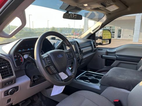 Used 2020 Ford F250 XLT w/ XLT Premium Package AWD/4WD image 7