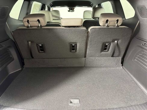 New 2026 GMC Acadia Elevation w/ Elevation Premium Package image 34