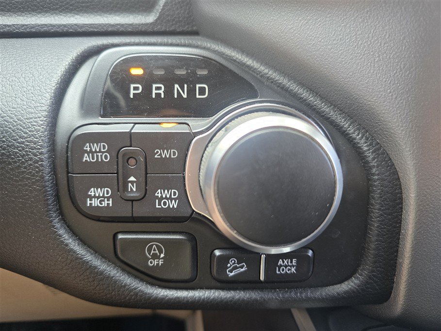 Used 2019 RAM 1500 Big Horn AWD/4WD image 17