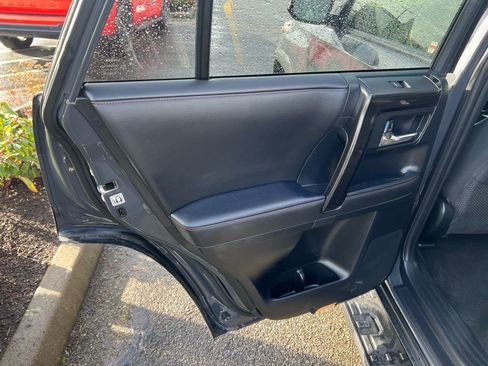 Certified 2024 Toyota 4Runner TRD Off-Road image 14